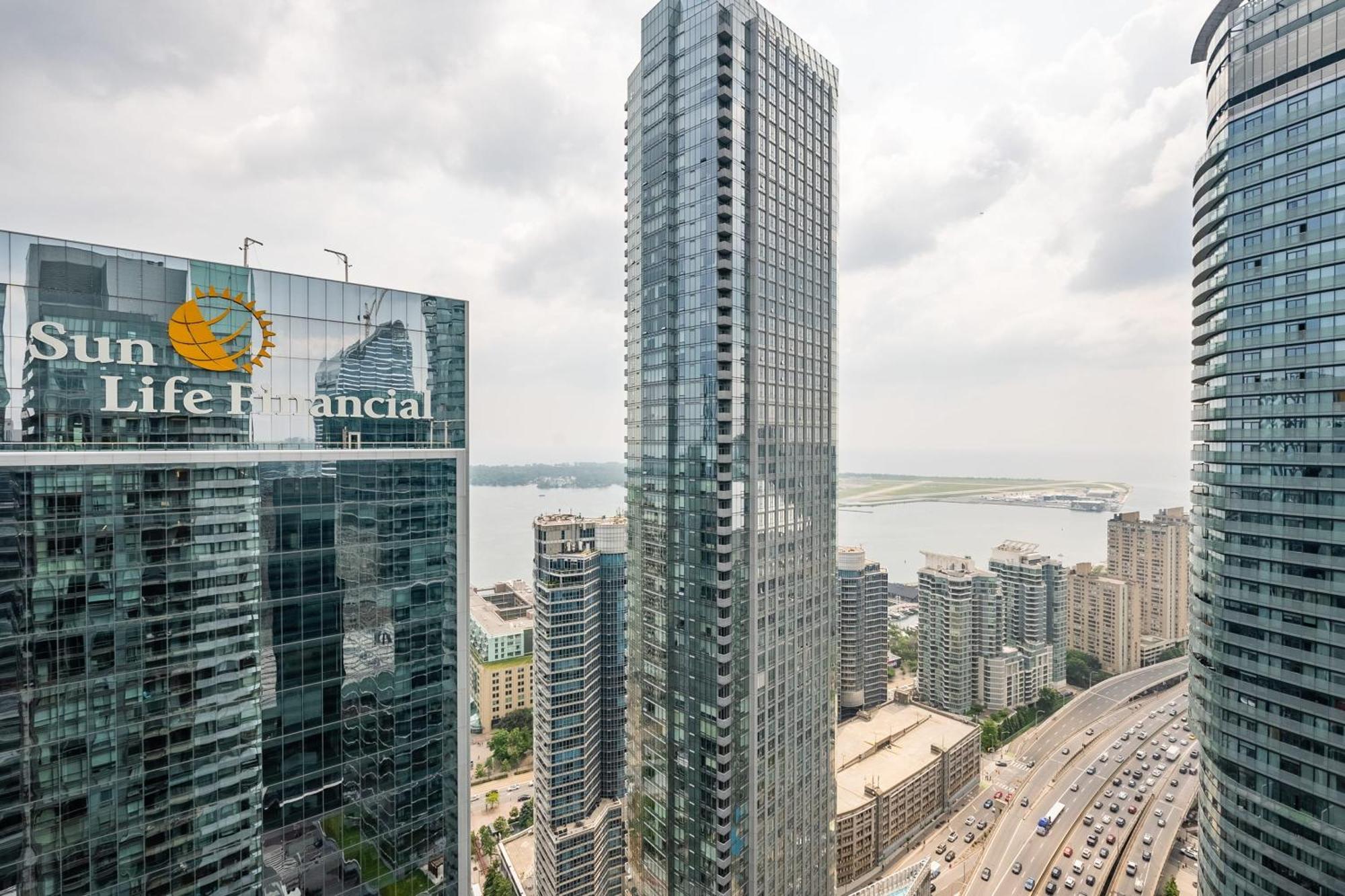 1Br Luxury Condo - Downtown تورونتو المظهر الخارجي الصورة